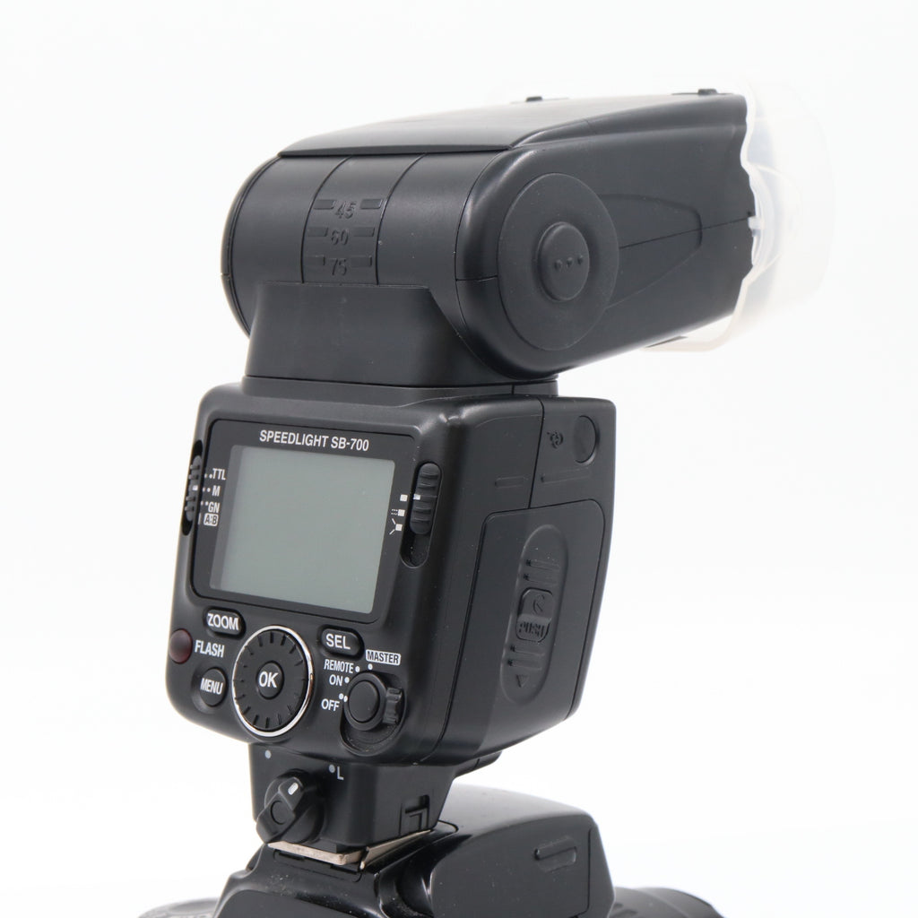 Nikon Speedlight SB-700 used