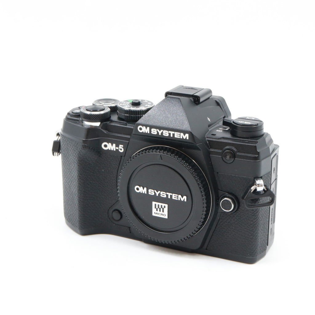 OM SYSTEM OM-5 body used