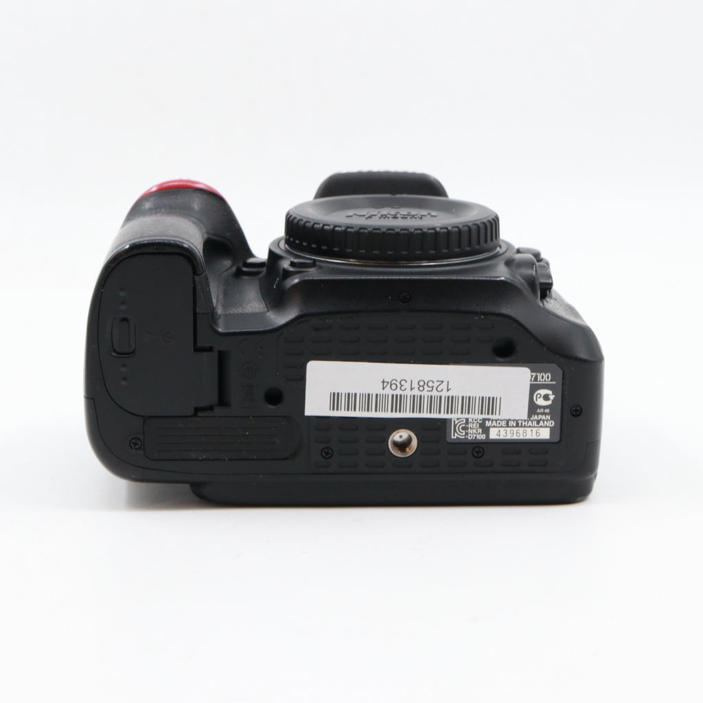 Nikon D7100 boîtier occasion