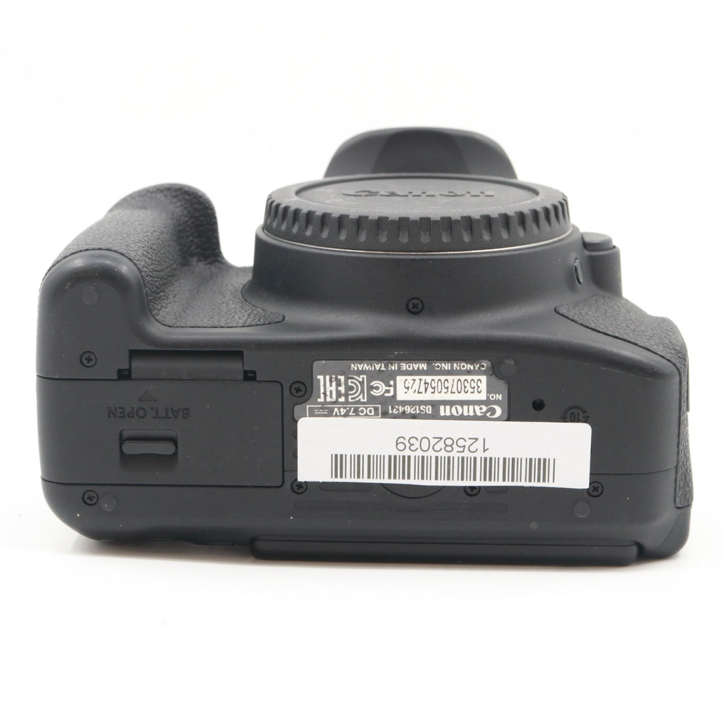 Canon EOS 700D body used