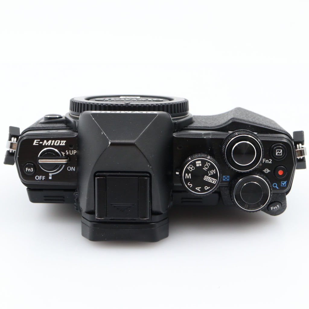 Olympus OM-D E-M10 mark II boîtier occasion