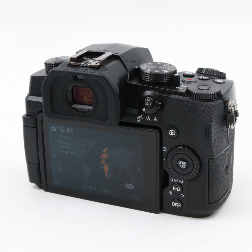Panasonic Lumix DC-G90 body used