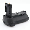 Canon BG-E11 batterygrip used