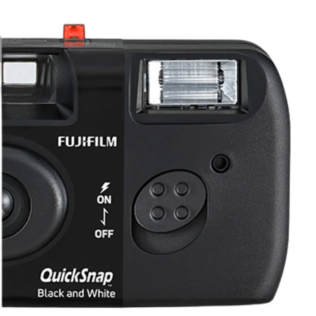 Fujifilm QuickSnap Appareil Photo Jetable Noir et Blanc 27 Poses