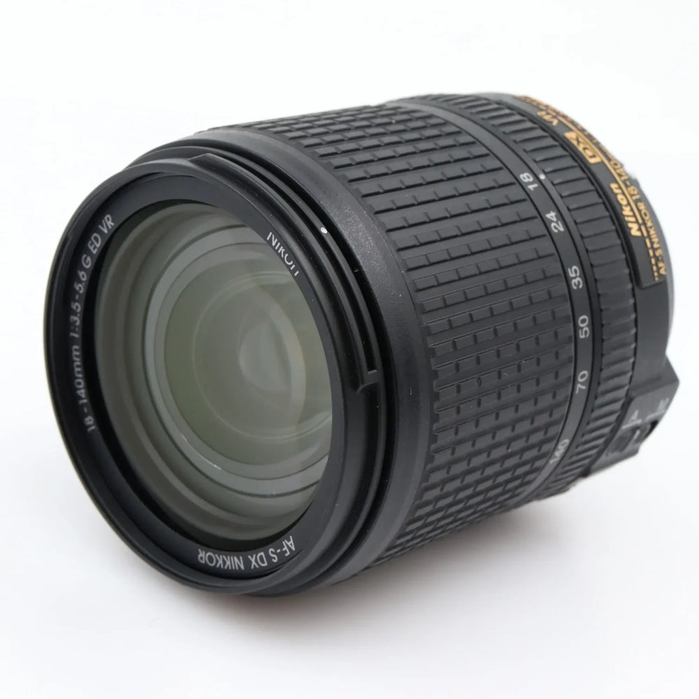 Nikon AF-S 18-140mm f/3.5-5.6G ED VR DX gebraucht
