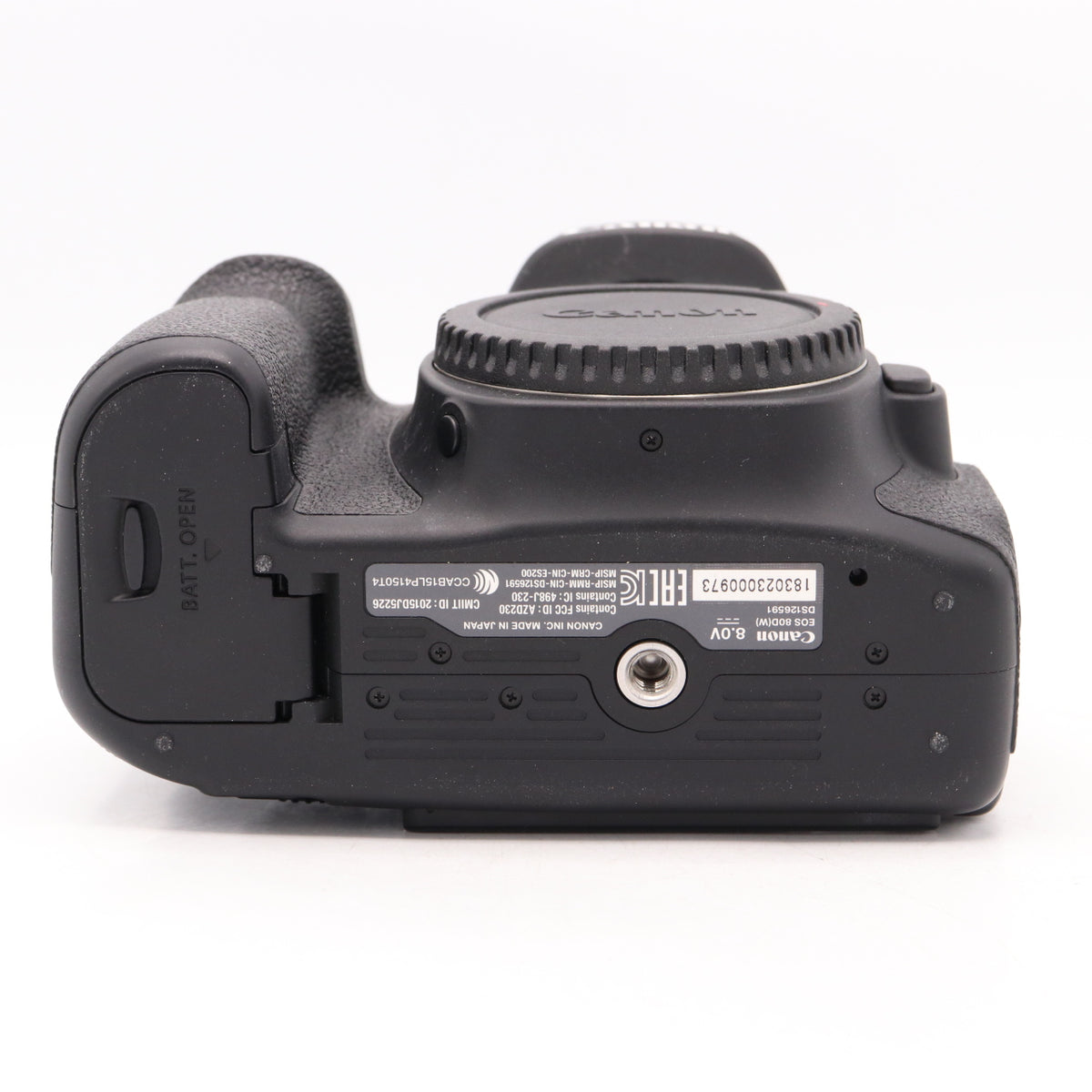 Canon EOS 80D body used