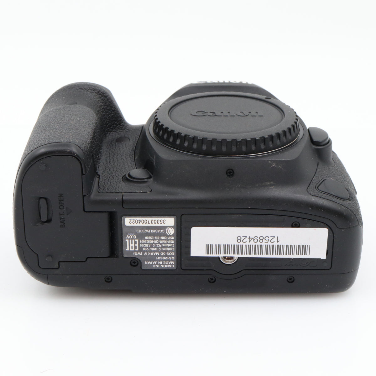 Canon EOS 5D mark IV body used