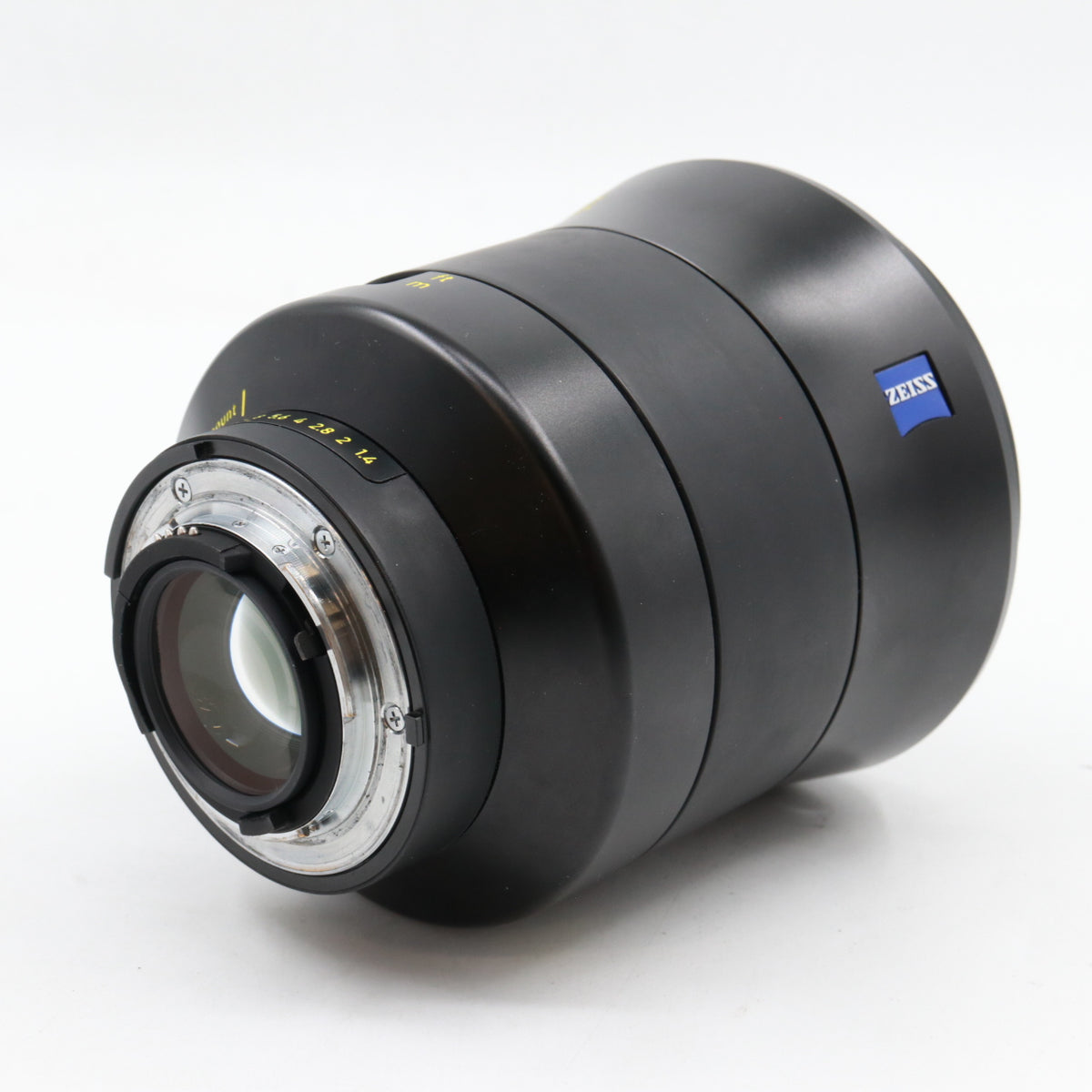 Zeiss Otus 85mm f/1.4 ZF.2 Nikon used