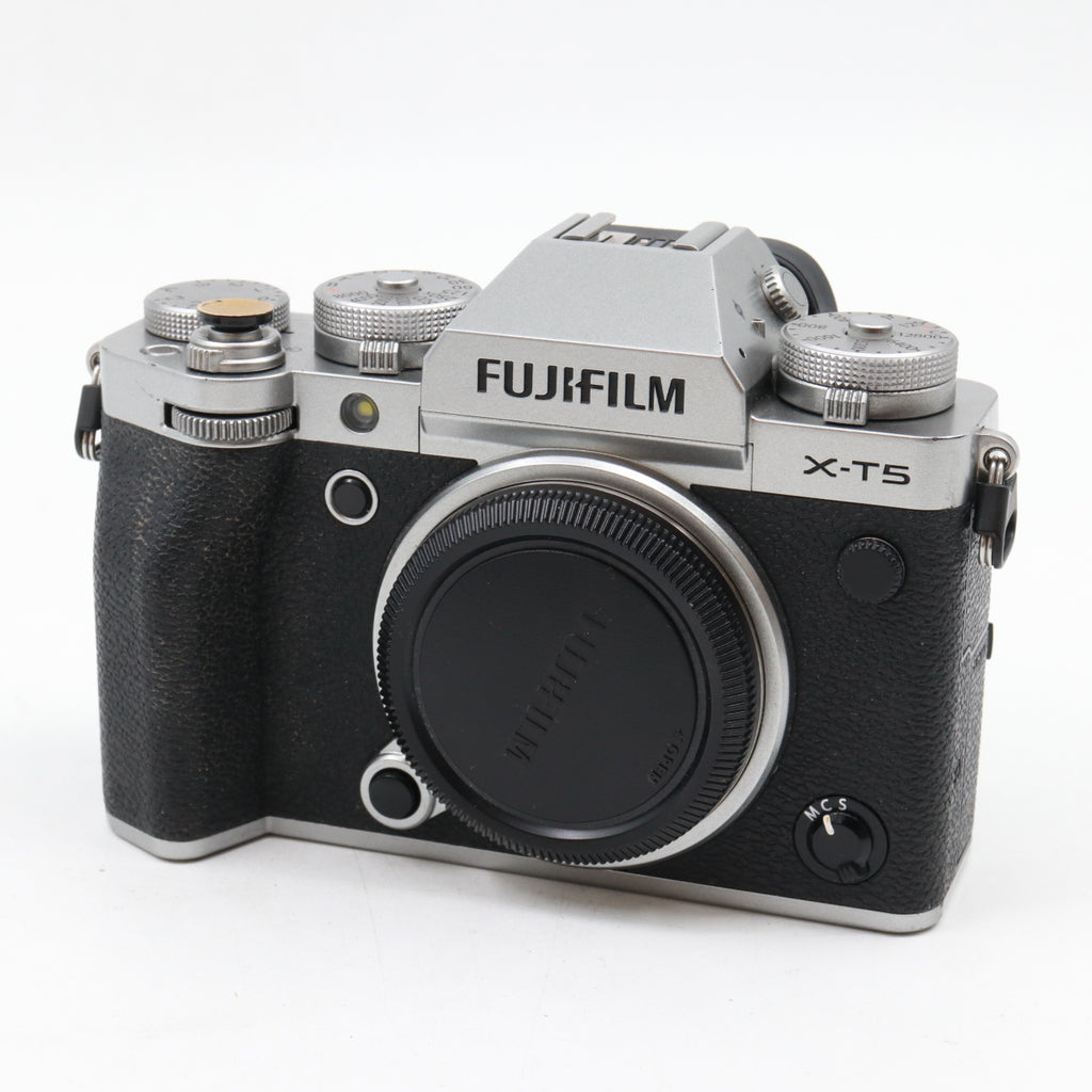 Fujifilm X-T5 body silver used