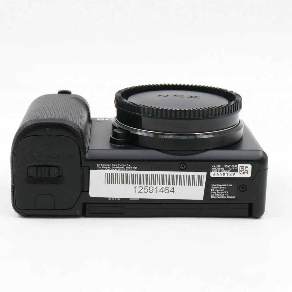 Sony ZV-E10 body used