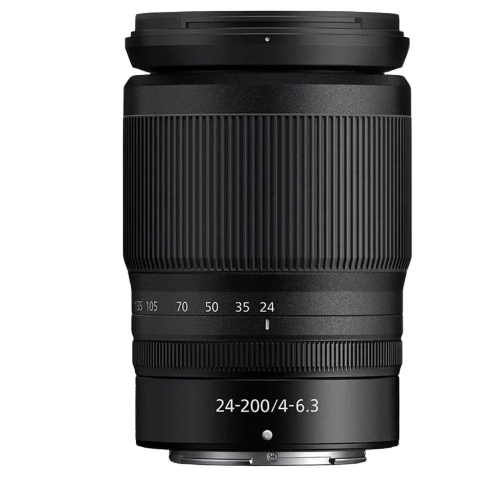 Nikon Z5 IIC Silber + 24-200mm F/4.0-6.3 VR