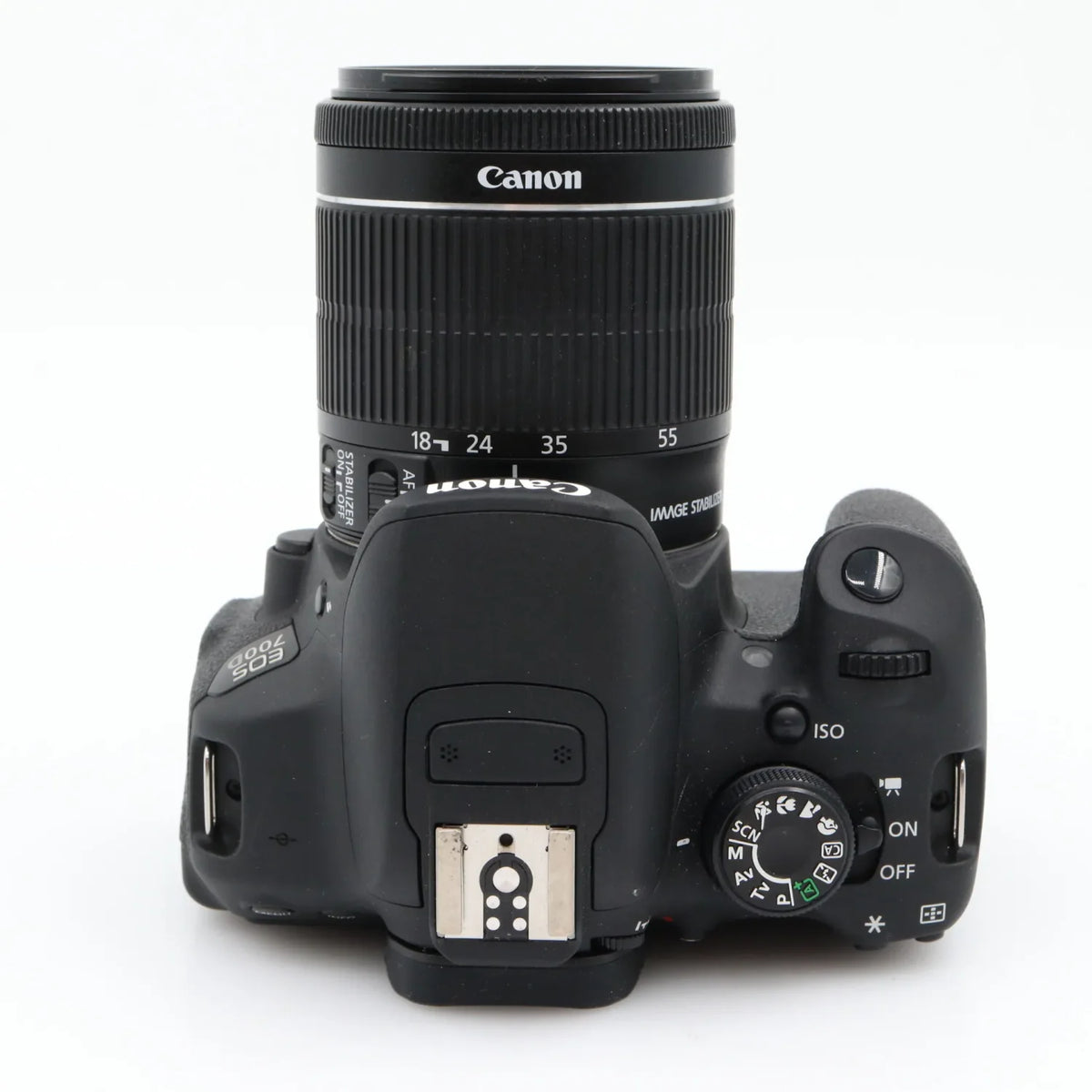 Canon EOS 700D + EF-S 18-55mm f/3.5-5.6 IS STM occasion