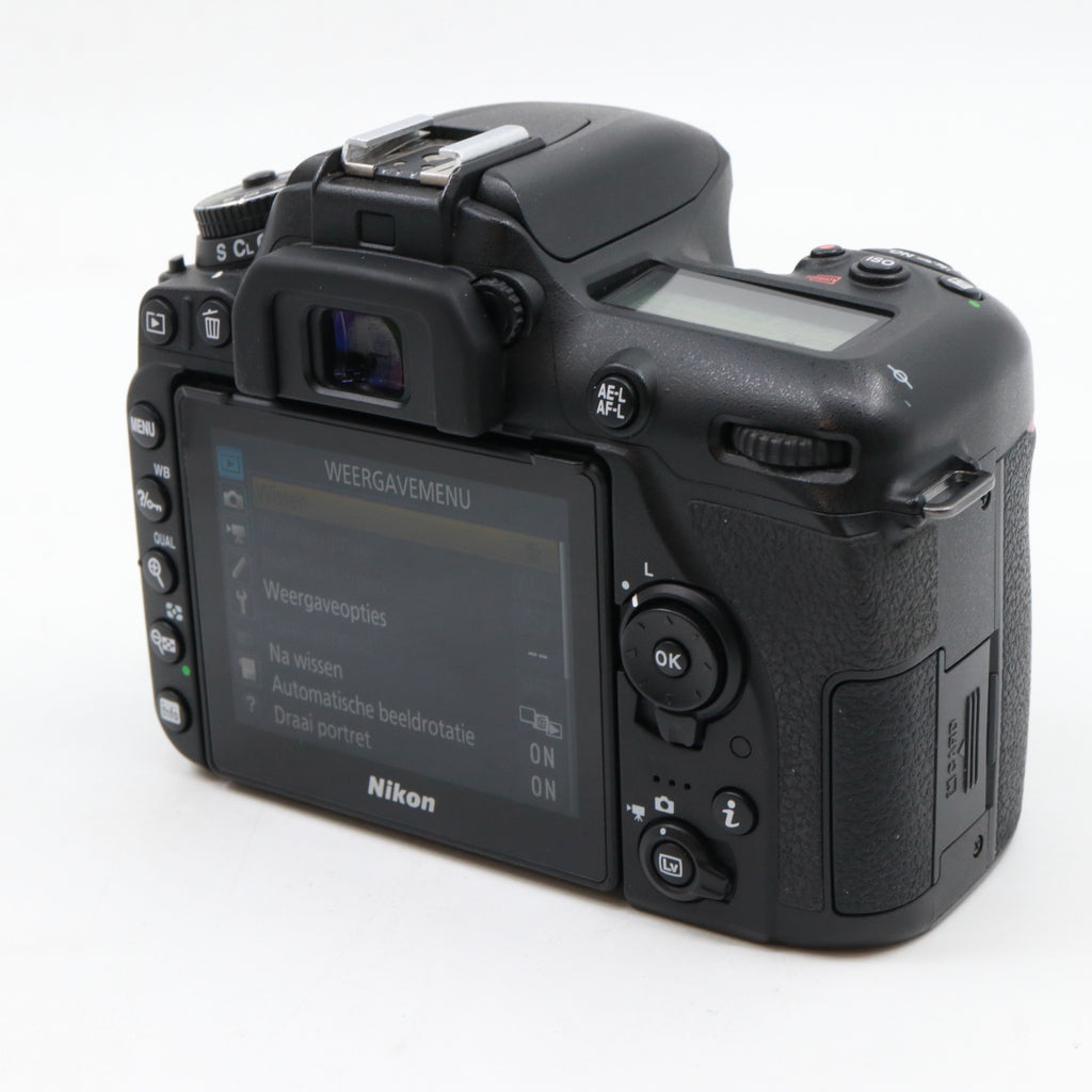 Nikon D7500 body used