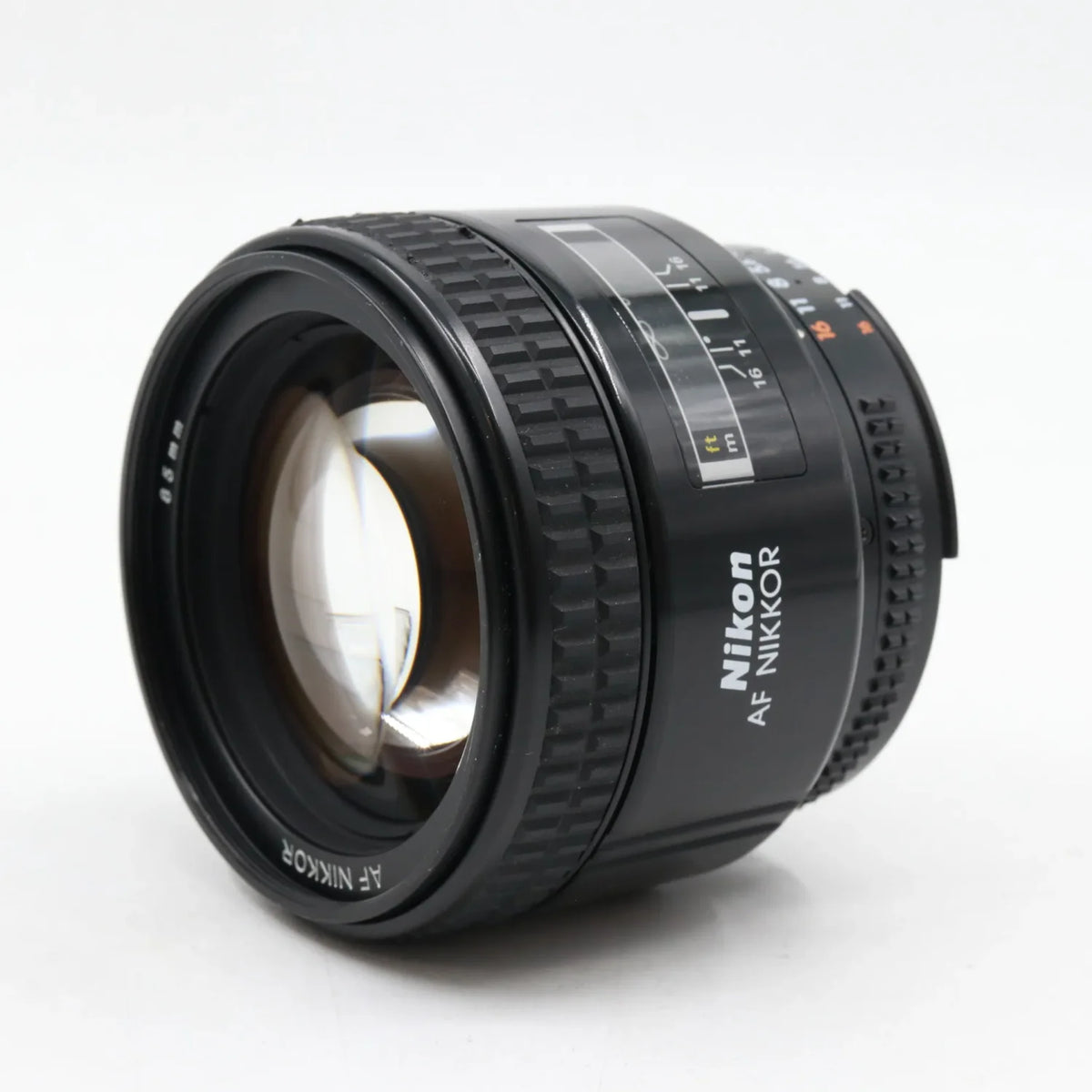 Nikon AF 85mm f/1.8 D used