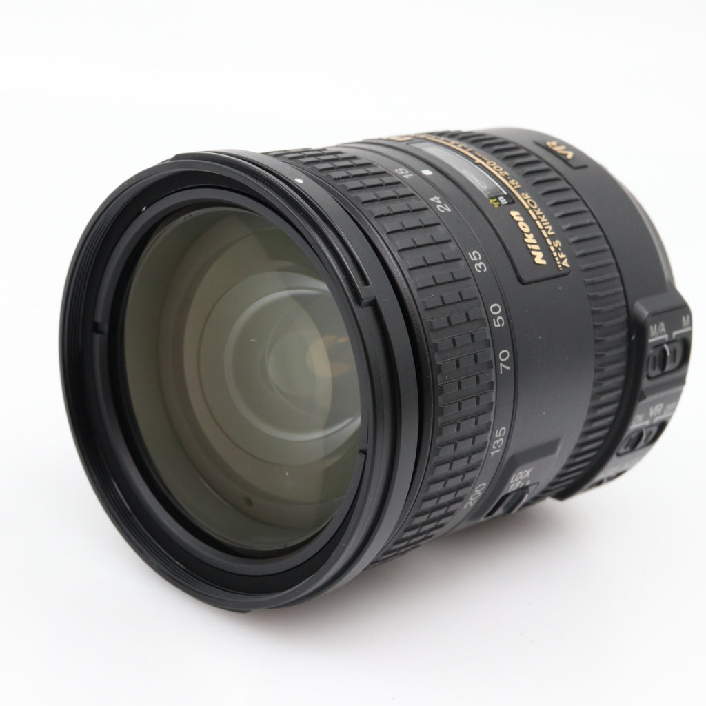 Nikon AF-S 18-200mm f/3.5-5.6G ED DX VR II used