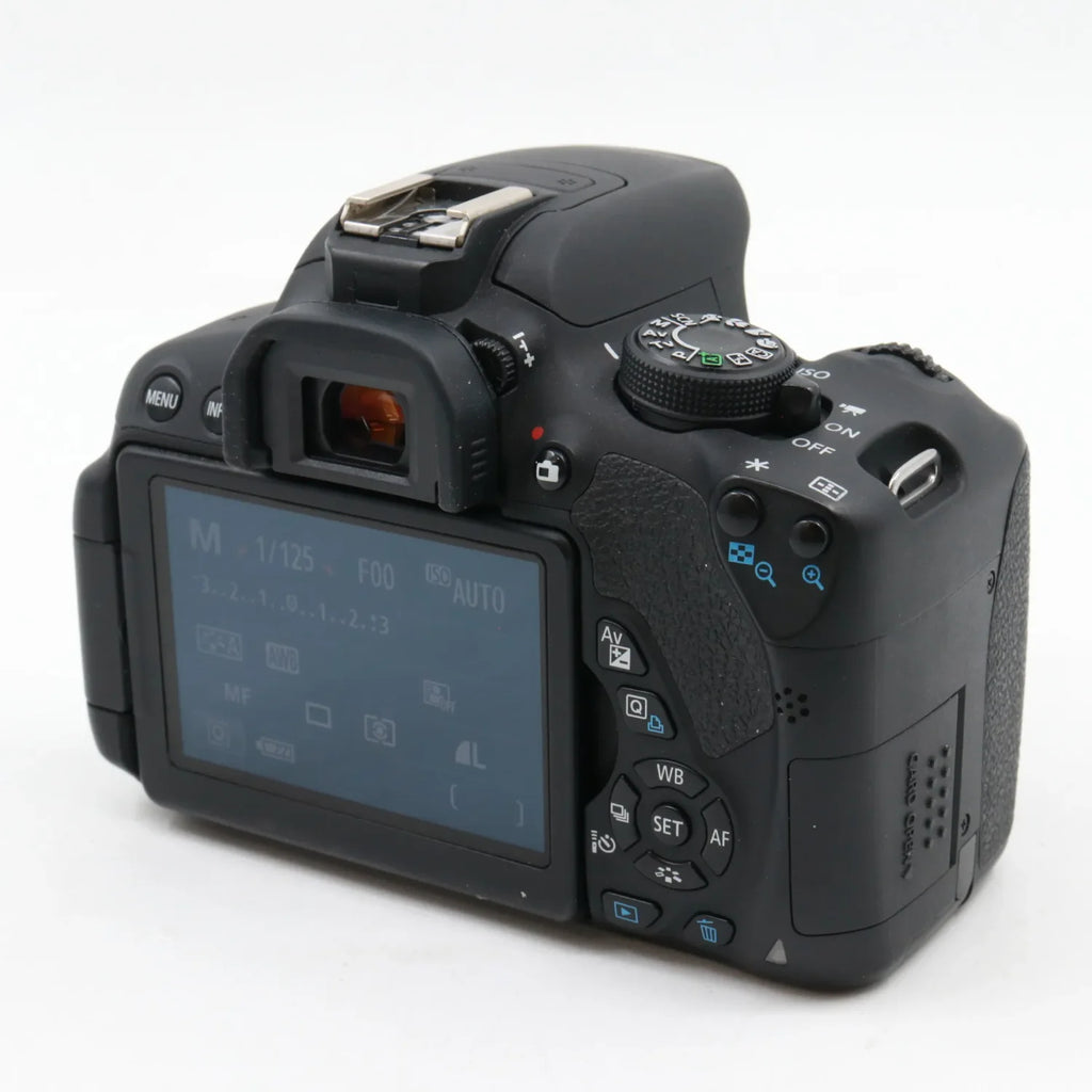 Canon EOS 700D body used