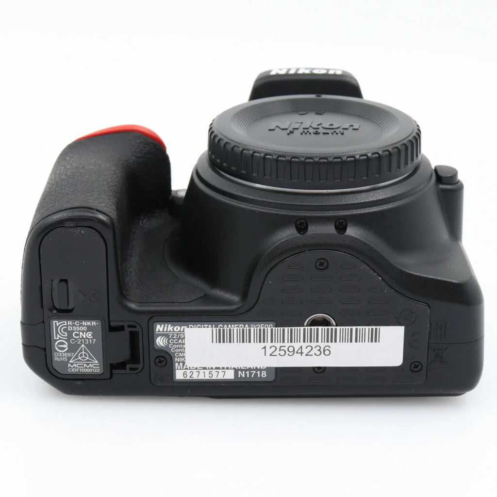 Nikon D3500 Gehäuse gebraucht