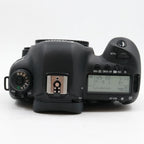 Canon EOS 5D mark IV body used