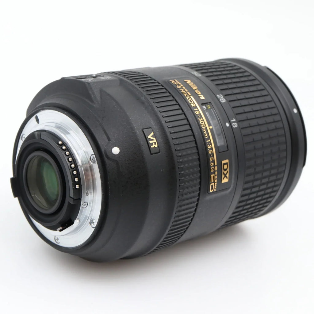 Nikon AF-S 18-300mm f/3.5-5.6G ED VR DX occasion