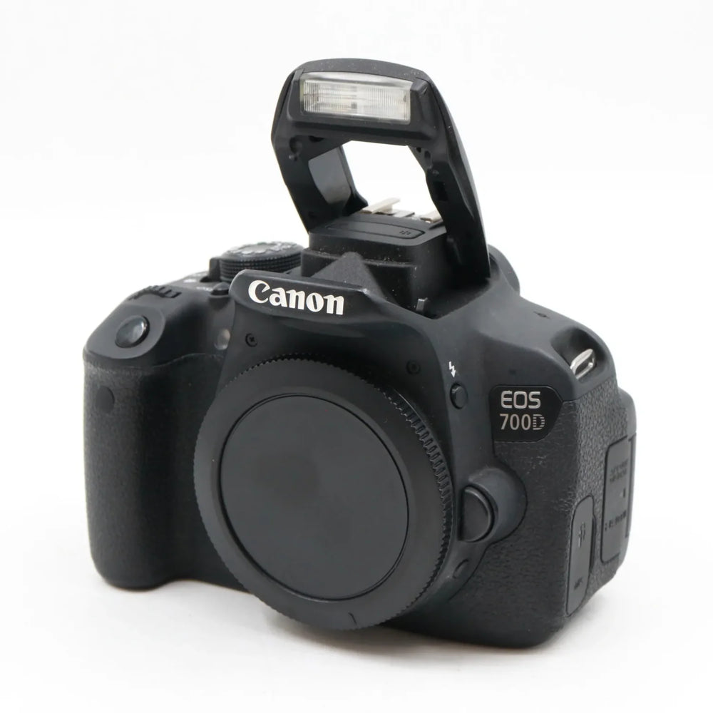 Canon EOS 700D boîtier occasion