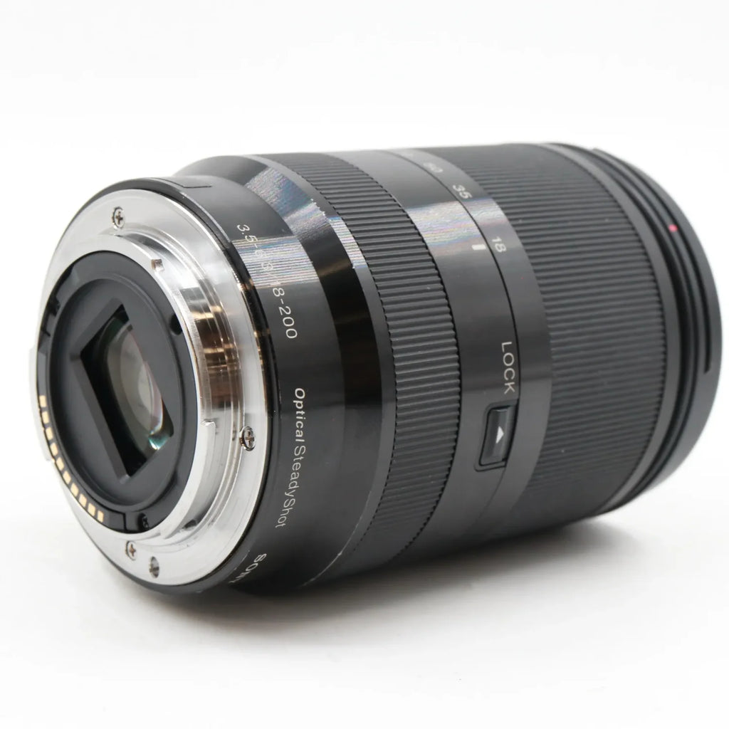 Sony E 18-200mm f/3.5-6.3 OSS LE used