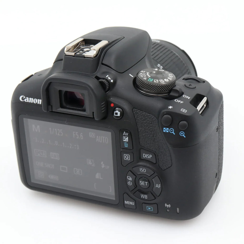 Canon EOS 2000D + EF-S 18-55mm f/3.5-5.6 IS II occasion