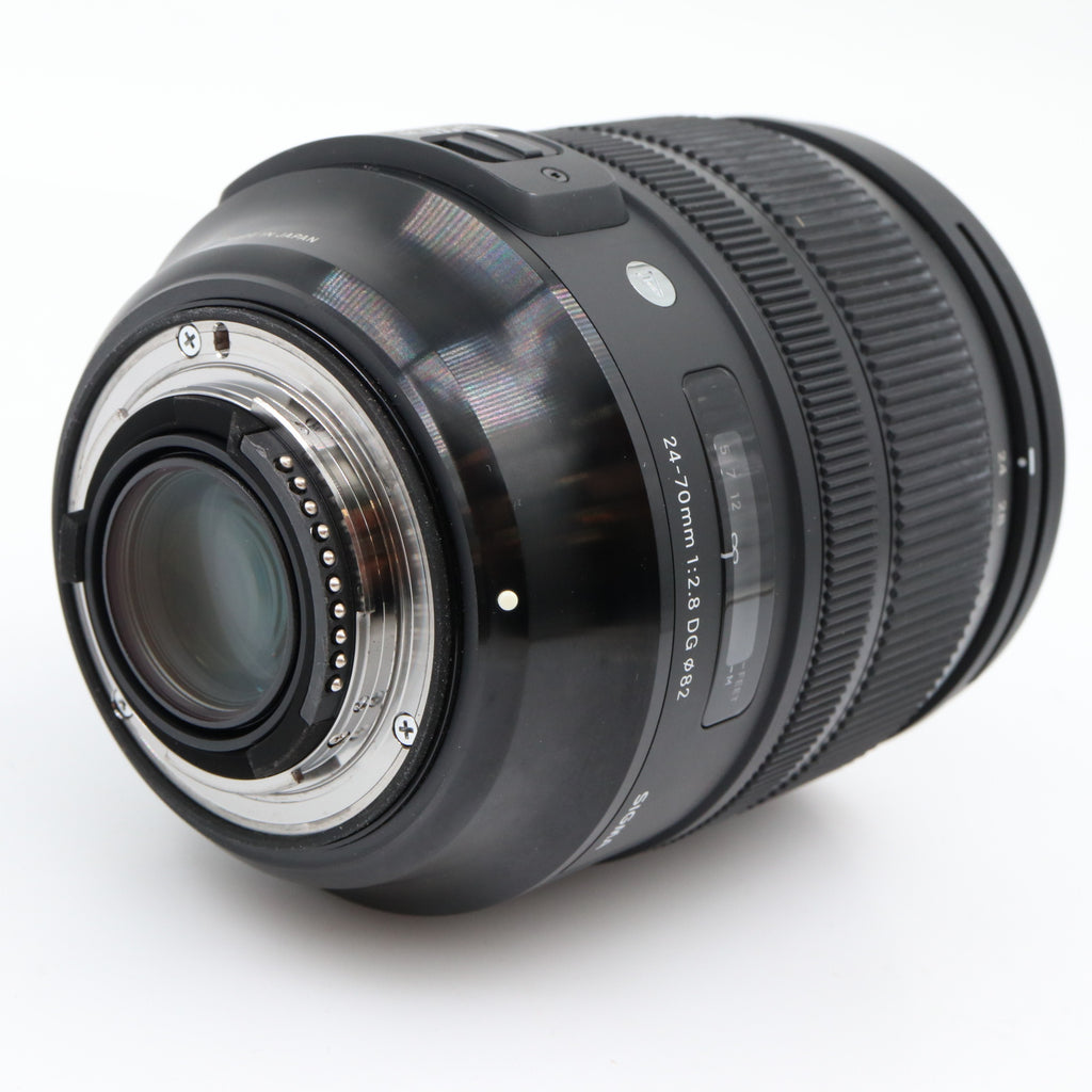 Sigma 24-70mm f/2.8 DG OS HSM Art Nikon FX used