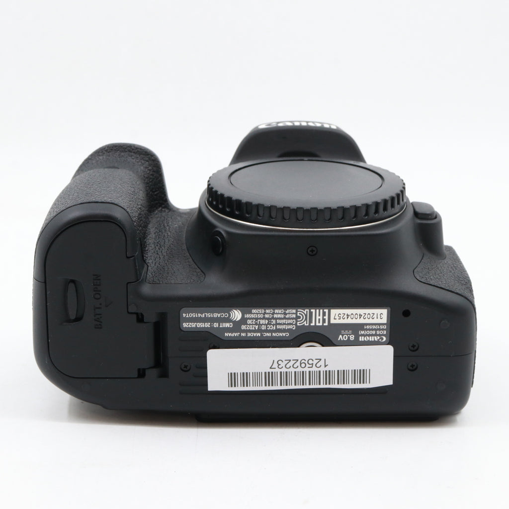 Canon EOS 80D body used