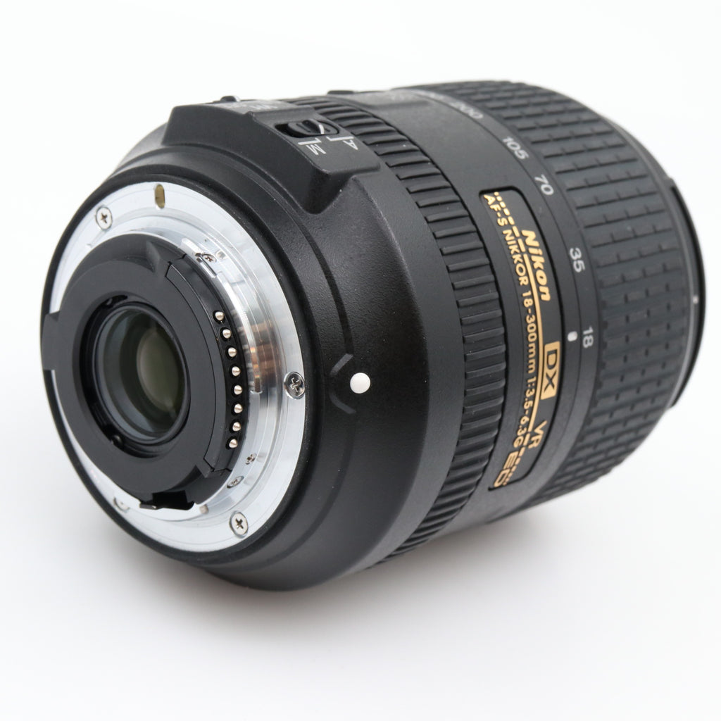 Nikon AF-S 18-300mm f/3.5-6.3G ED VR DX gebraucht