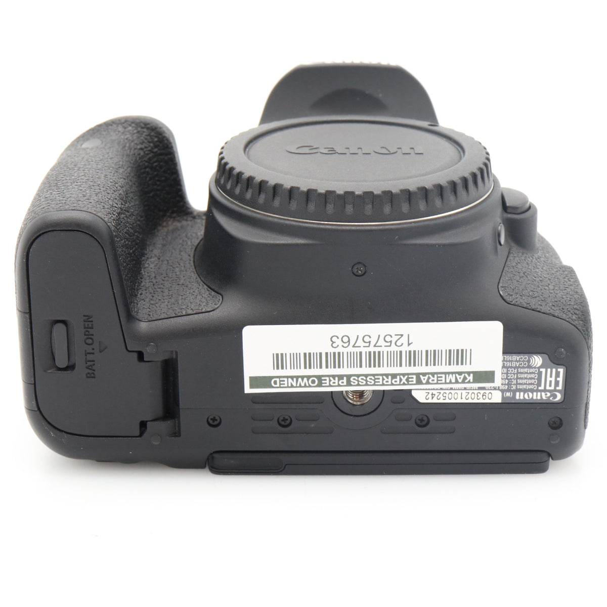 Canon EOS 77D body used