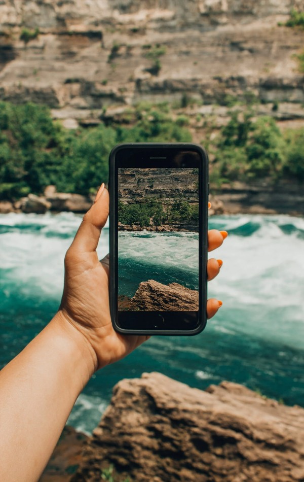 smartphone photo security