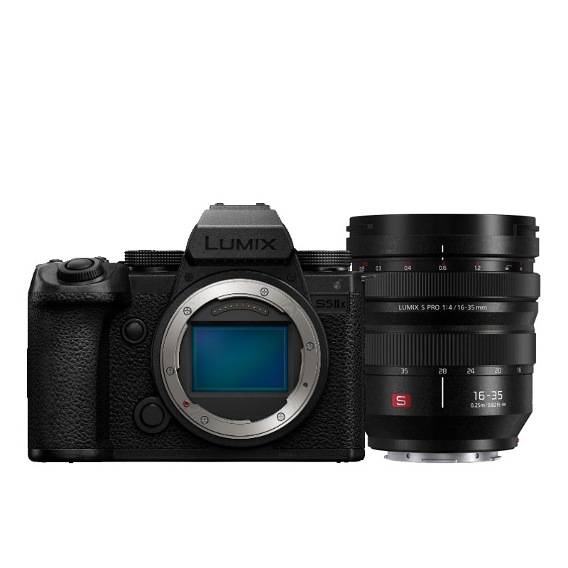 Panasonic Lumix DC-S5 IIX + Lumix S Pro 16-35mm f/4.0
