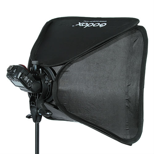 Godox S-type Bracket Bowens + Softbox 80x80cm