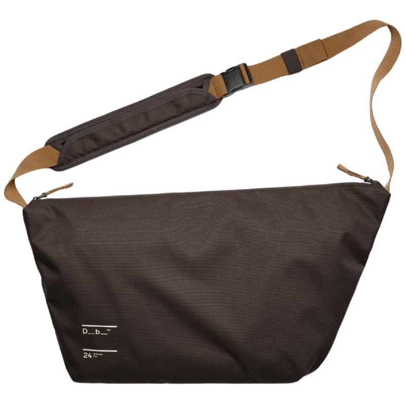 D_b_ Ramverk Pro Sling Bag 24L Espresso