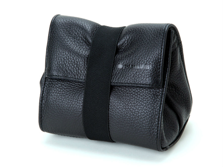 Artisan & Artist ACAM 77 pochette en cuir souple noir