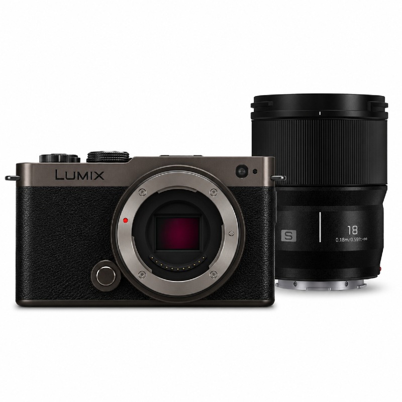 Panasonic Lumix S9 Boîtier noir titane + Lumix S 18mm f/1.8