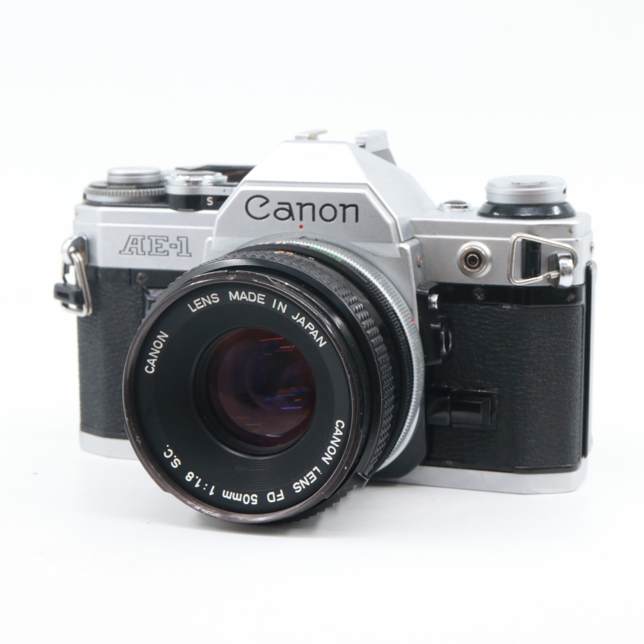 Canon AE-1 argent + FD 50mm f/1.8 S.C. occasion