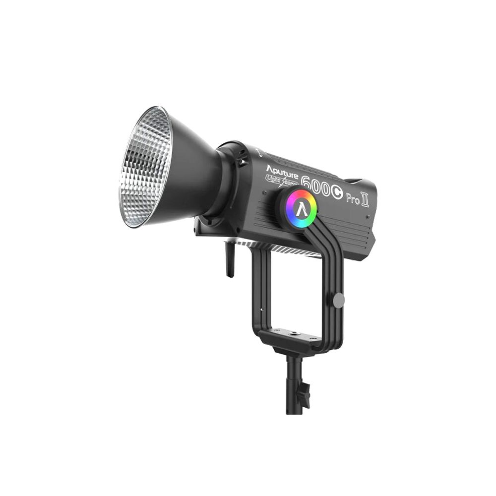 Aputure LS 600c Pro II (version UE)